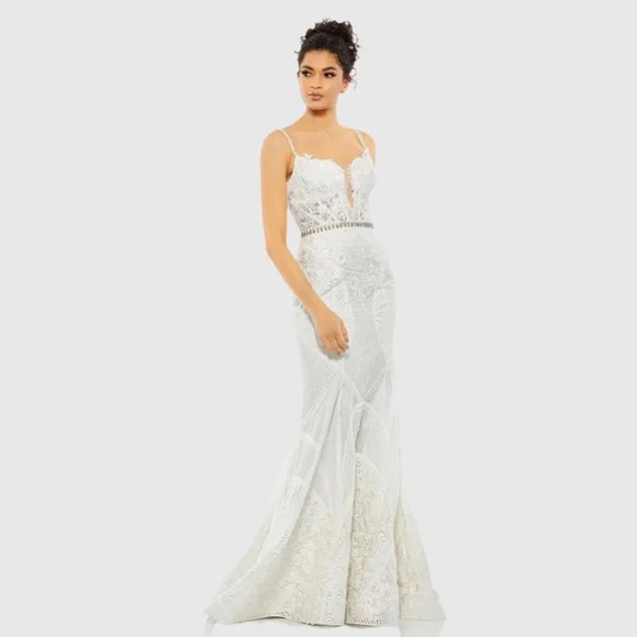 Mac Duggal | Dresses | Mac Duggalwhite Embroidered Sleeveless Plunge Neck Trumpet Gown | Poshmark Mac Duggal | Dresses | Mac Duggalwhite Embroidered Sleeveless Plunge Neck Trumpet Gown | Poshmark